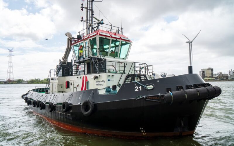 Port of Antwerp-Bruges introduces world’s first methanol-powered tugboat