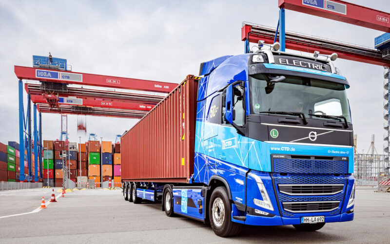 HHLA deploys new electric trucks in Hamburg