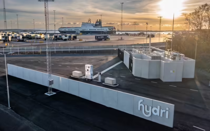 Port of Gothenburg launches hydrogen refueling station